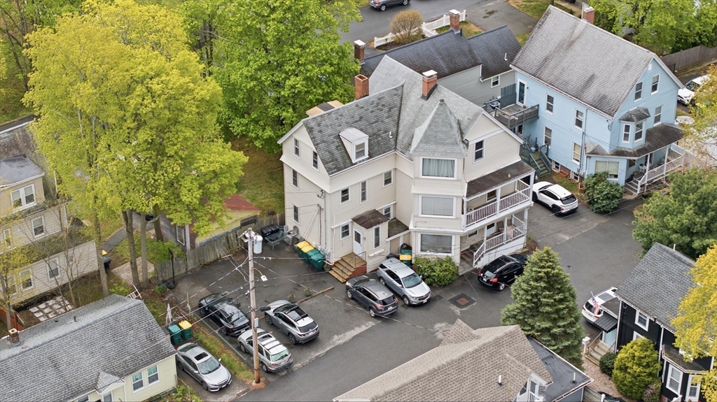 6 Richmond Park Property Photo 1