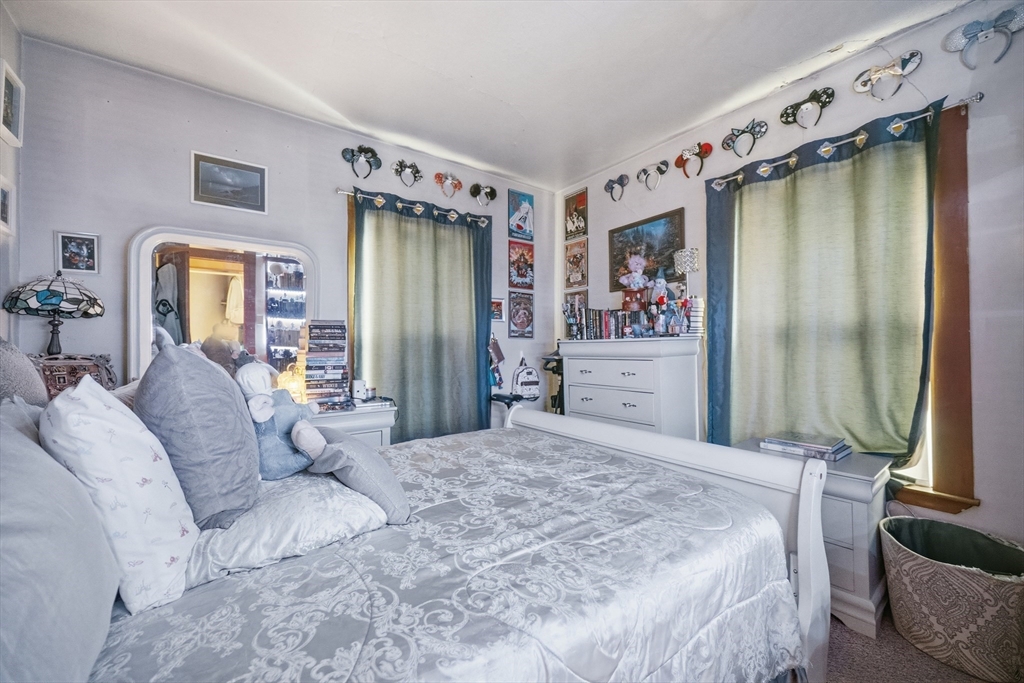 6 Richmond Park Property Photo 10