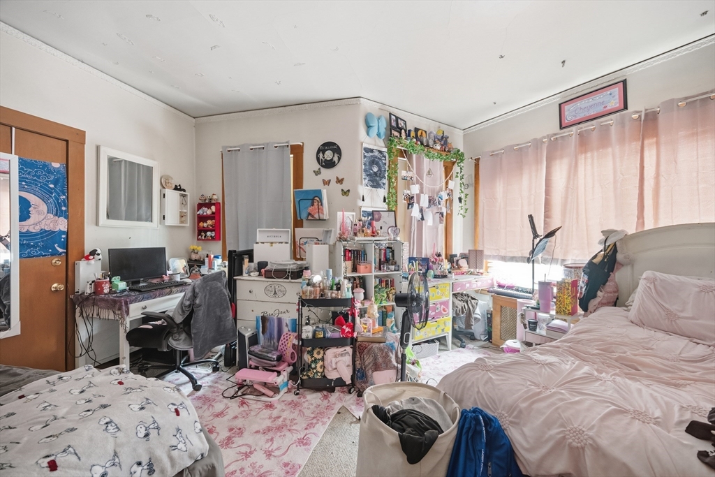6 Richmond Park Property Photo 12