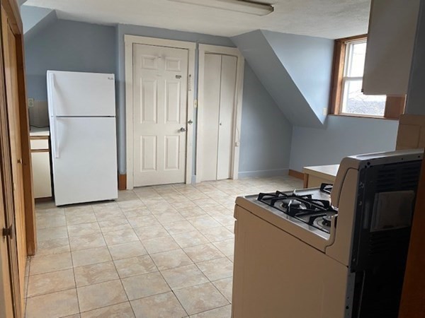 6 Richmond Park Property Photo 23