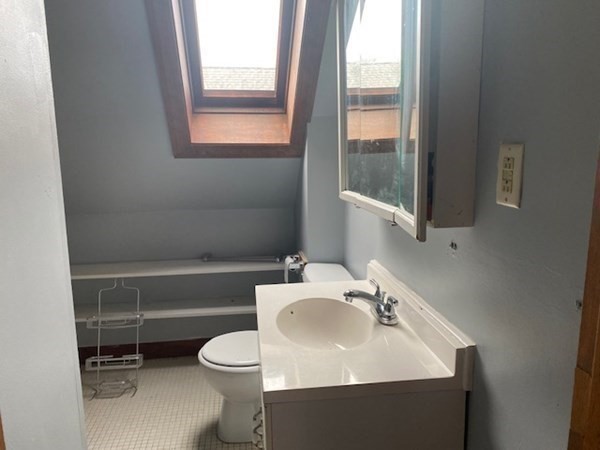 6 Richmond Park Property Photo 29