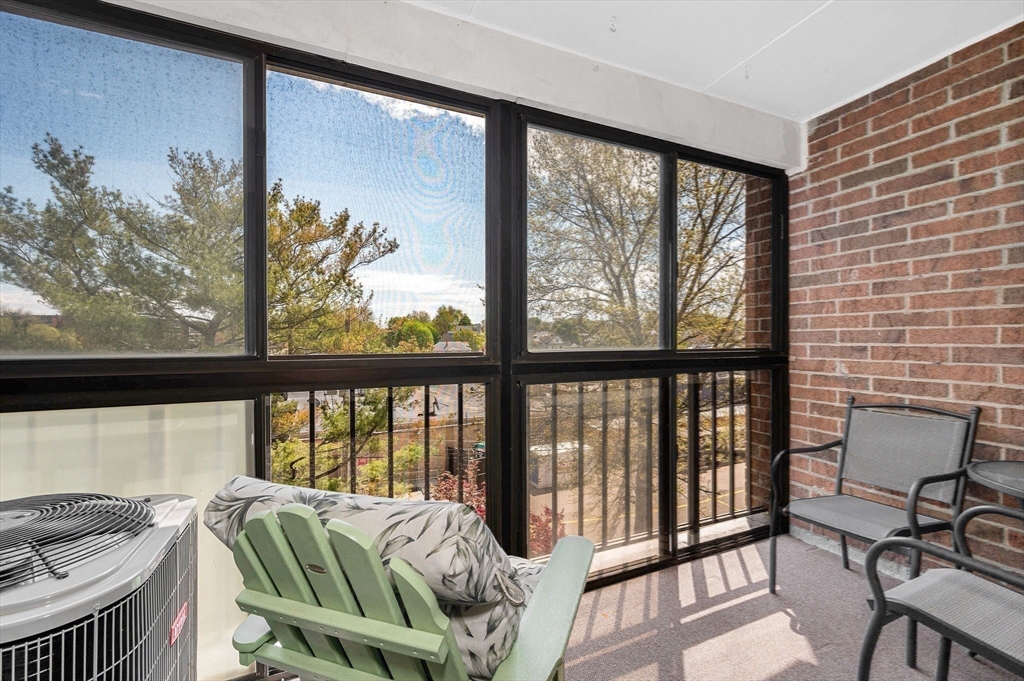 49 Melrose St # 4b Property Photo 19