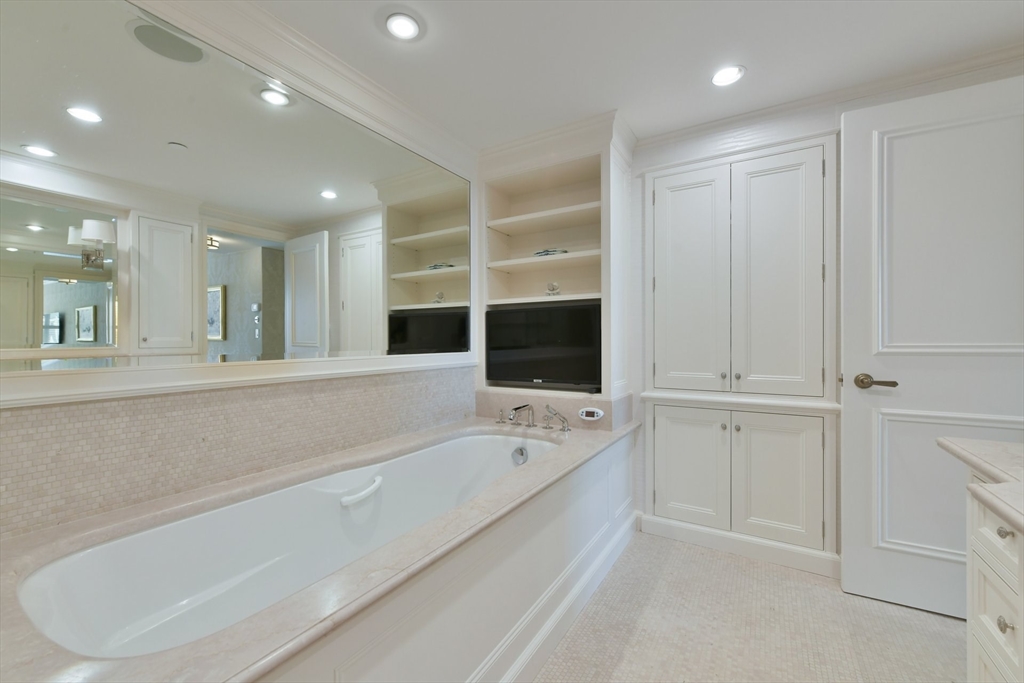 220 Boylston Street # 1512 Property Photo 15
