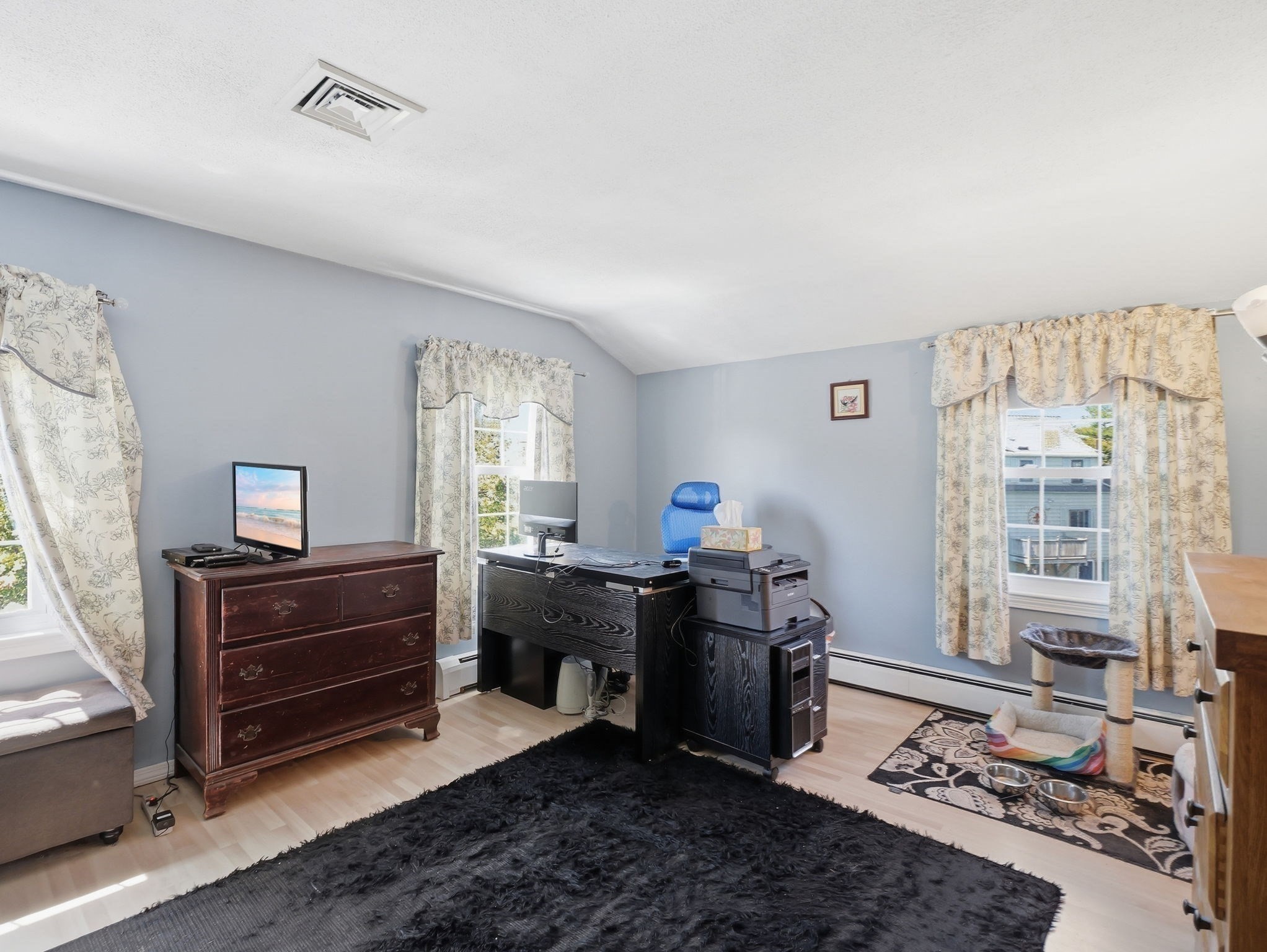 646 Lynn Fells Pkwy Property Photo 14