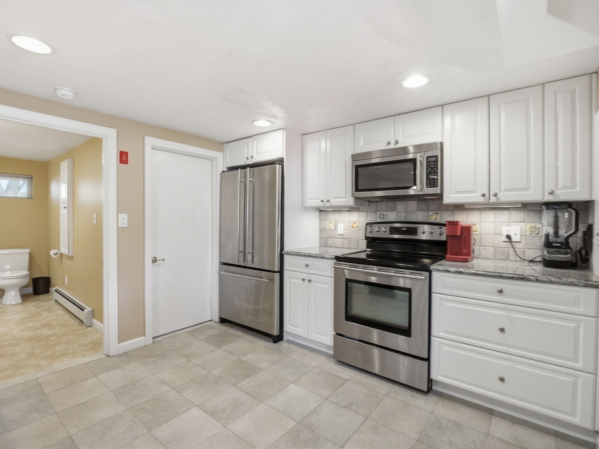 646 Lynn Fells Pkwy Property Photo 25