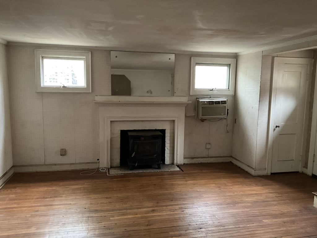 9 Larch Rd Property Photo 7