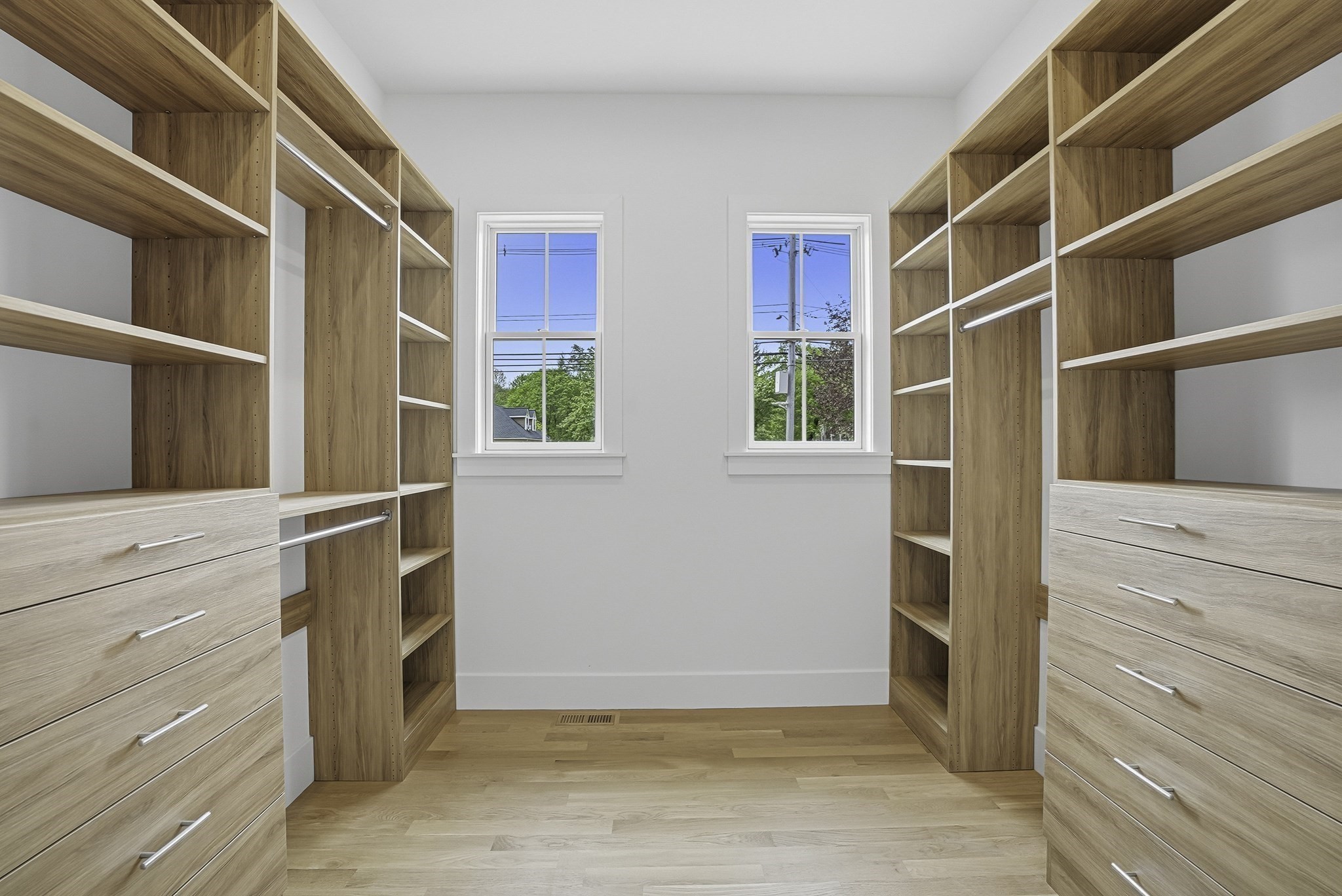 125 West Plain Street Property Photo 24