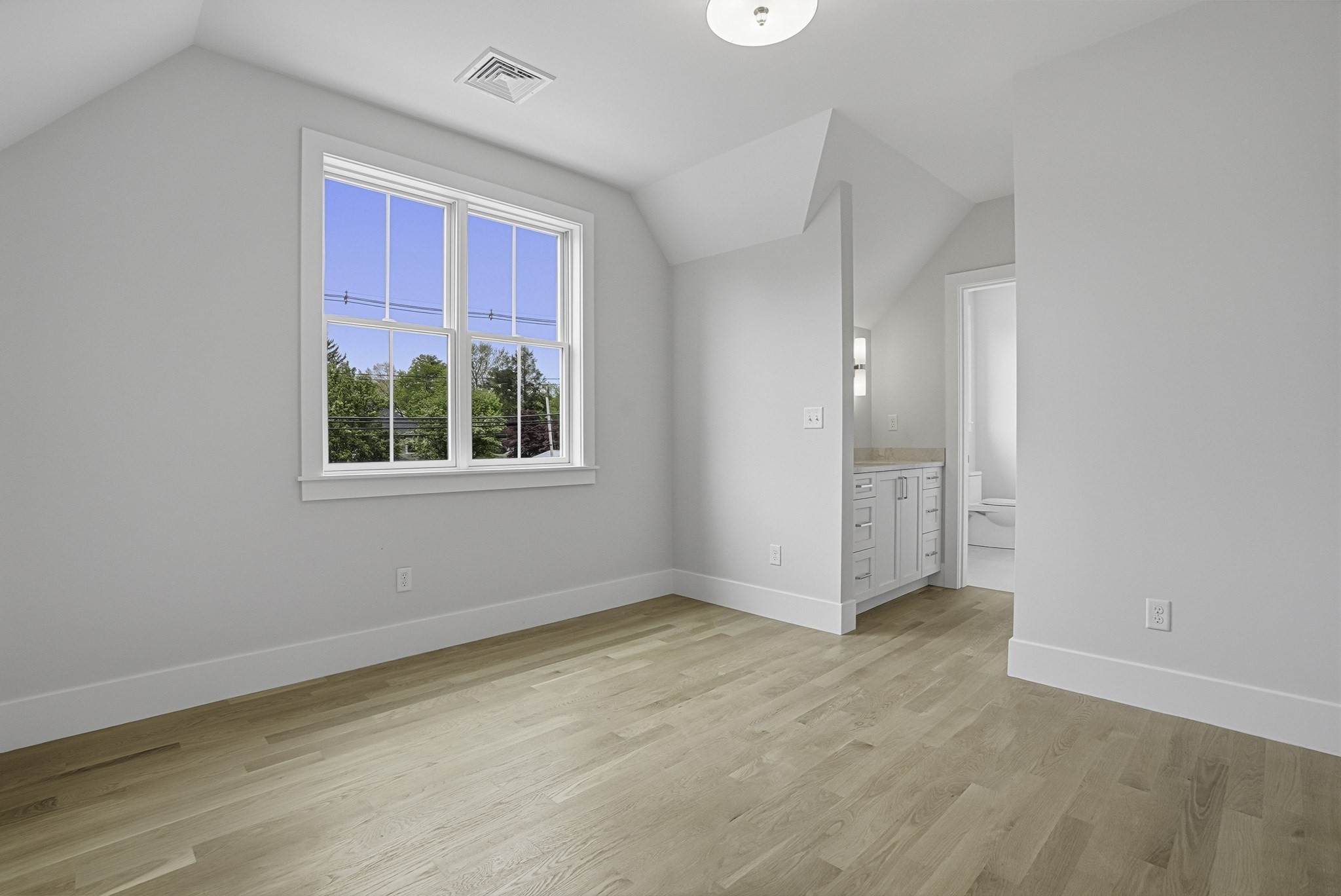 125 West Plain Street Property Photo 29