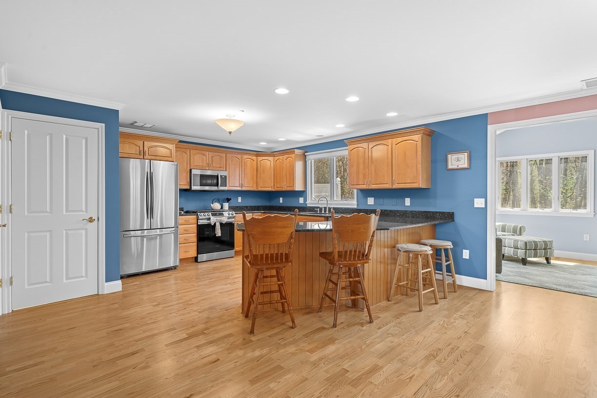 218 Rangeway Rd # 232 Property Photo 5