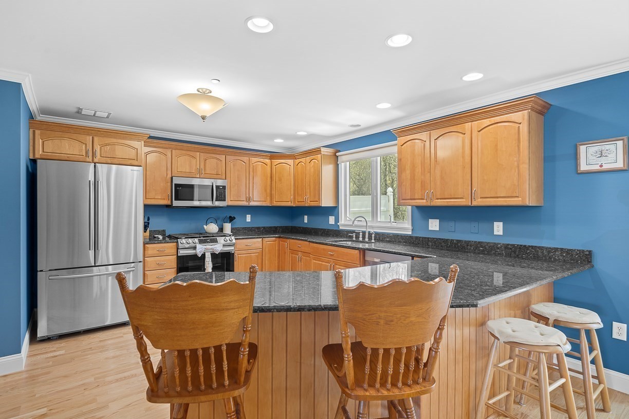 218 Rangeway Rd # 232 Property Photo 6