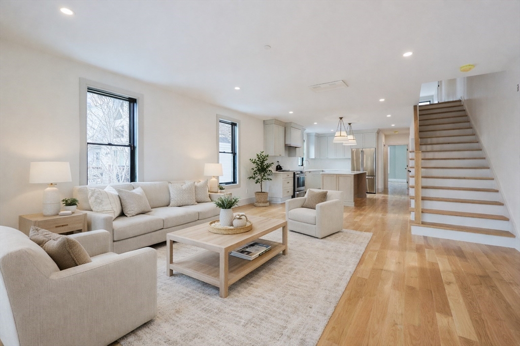 68 Rowe St Property Photo 1