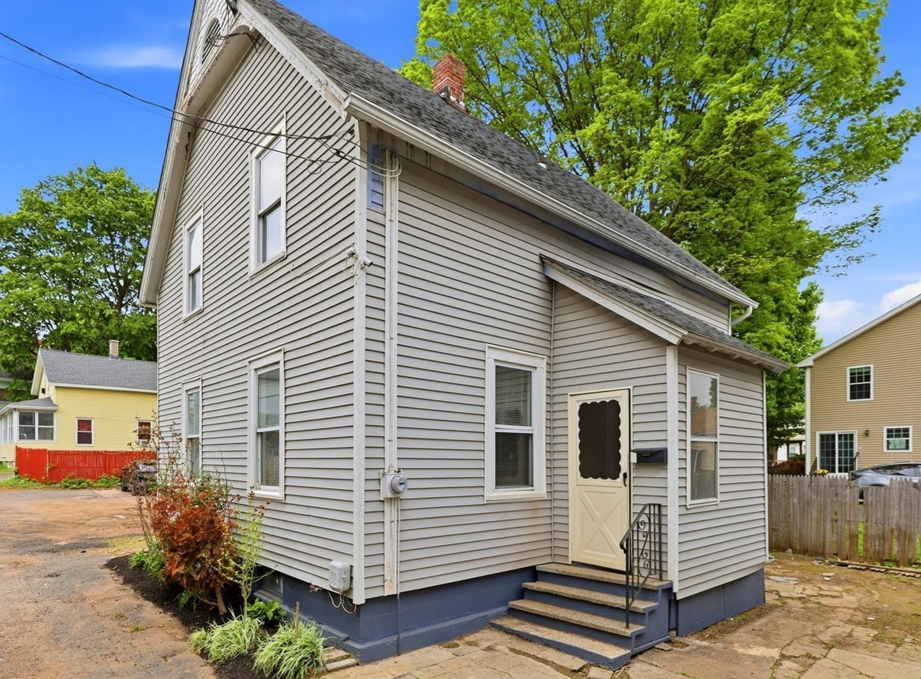 9 Owens Pl Property Photo 1