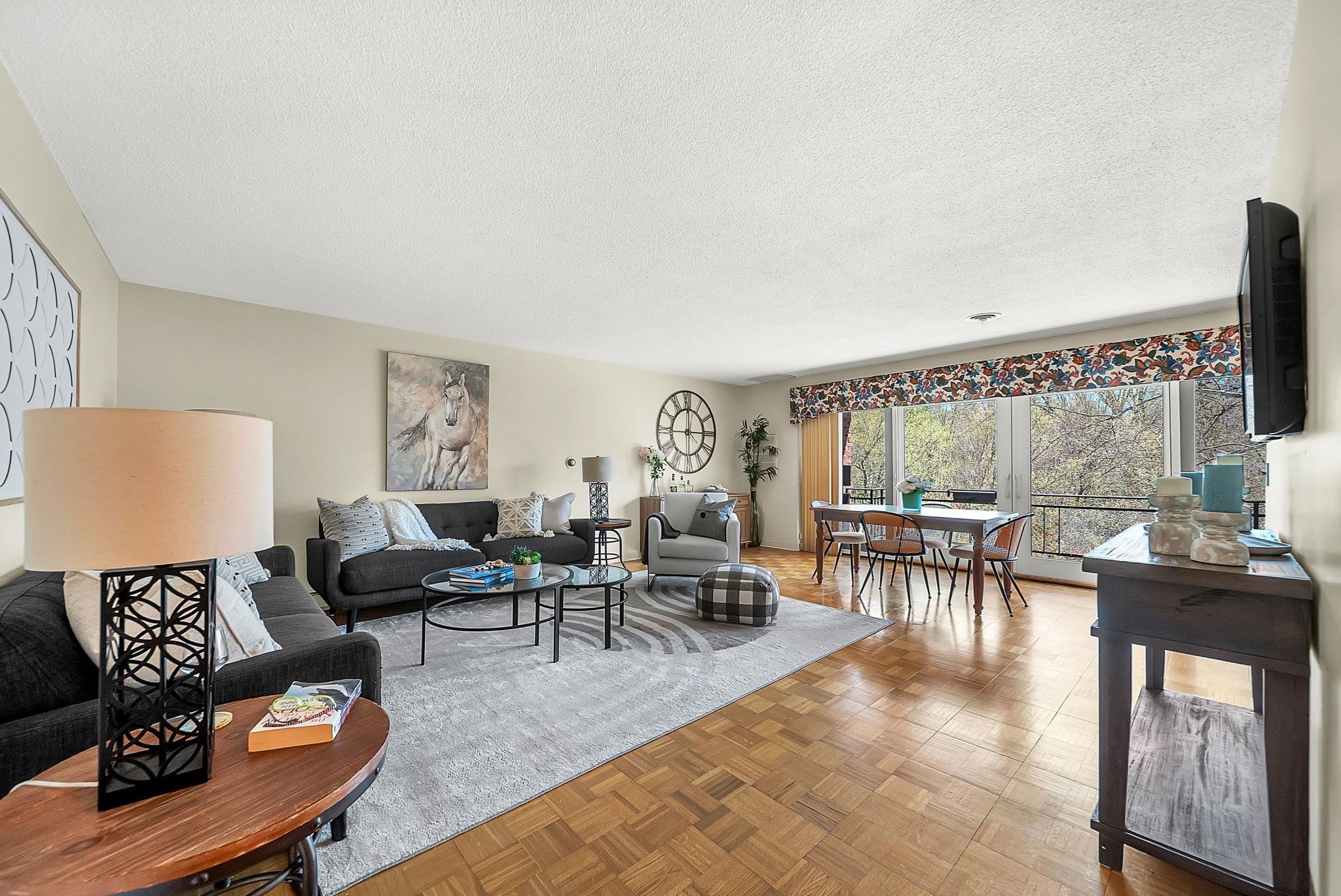 1210 Greendale Avenue # 338 Property Photo 4