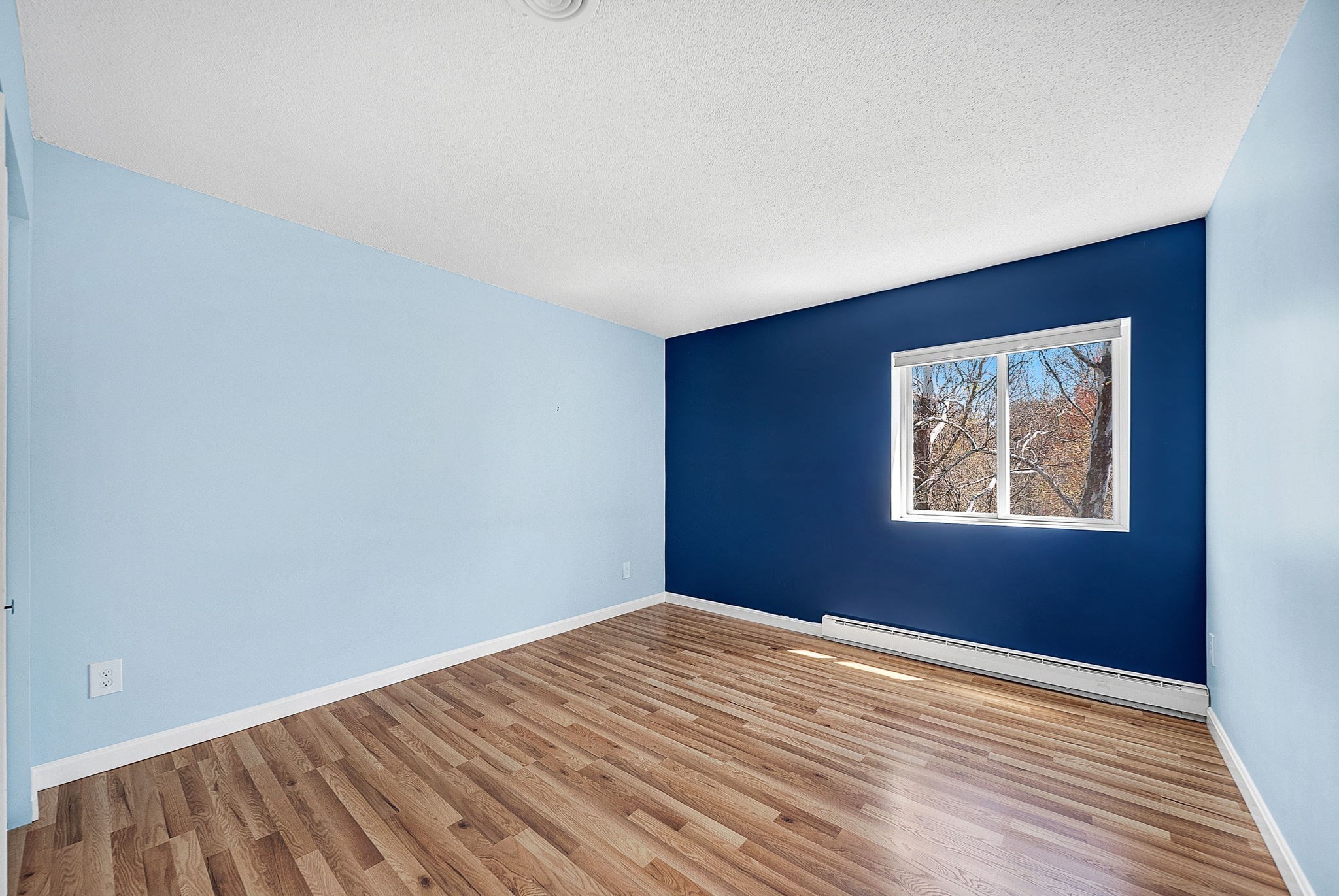 1210 Greendale Avenue # 338 Property Photo 14