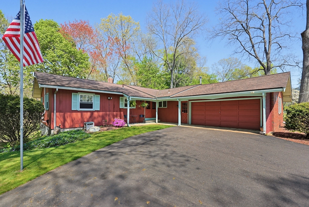 21 Daggett Road Property Photo 1