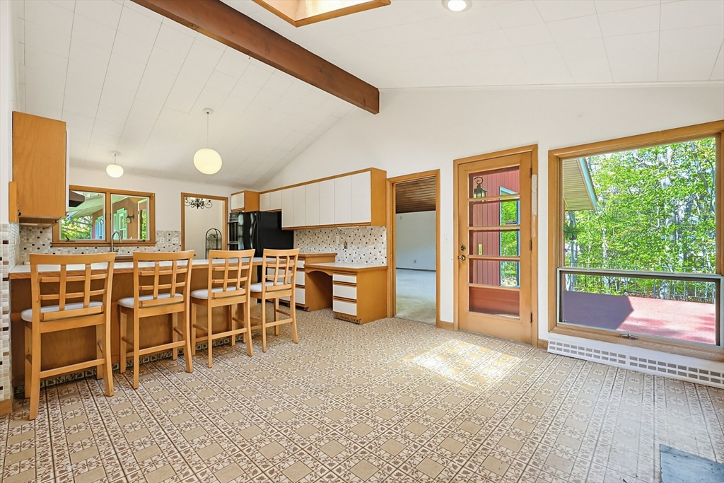 21 Daggett Road Property Photo 7
