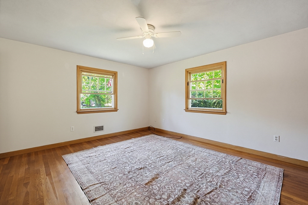 21 Daggett Road Property Photo 15