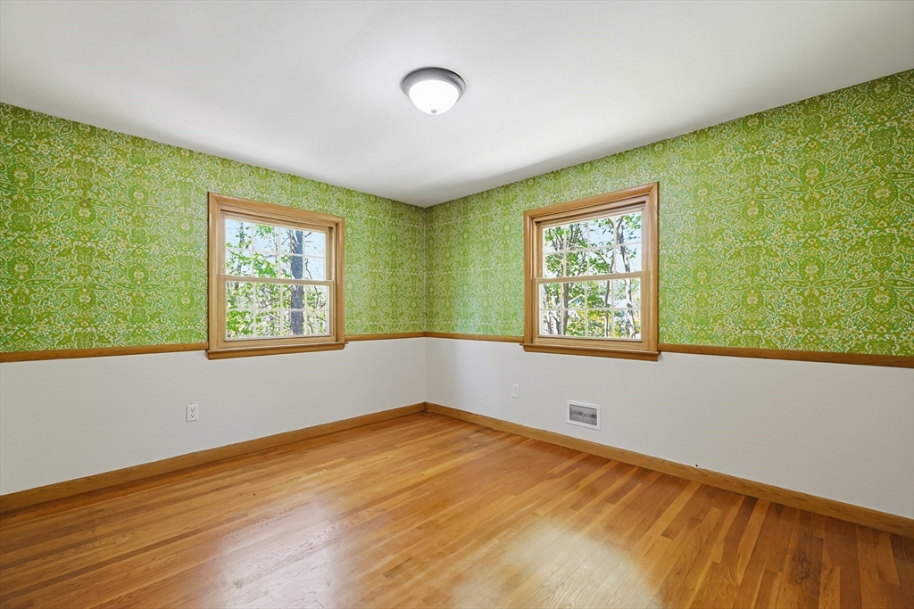 21 Daggett Road Property Photo 17
