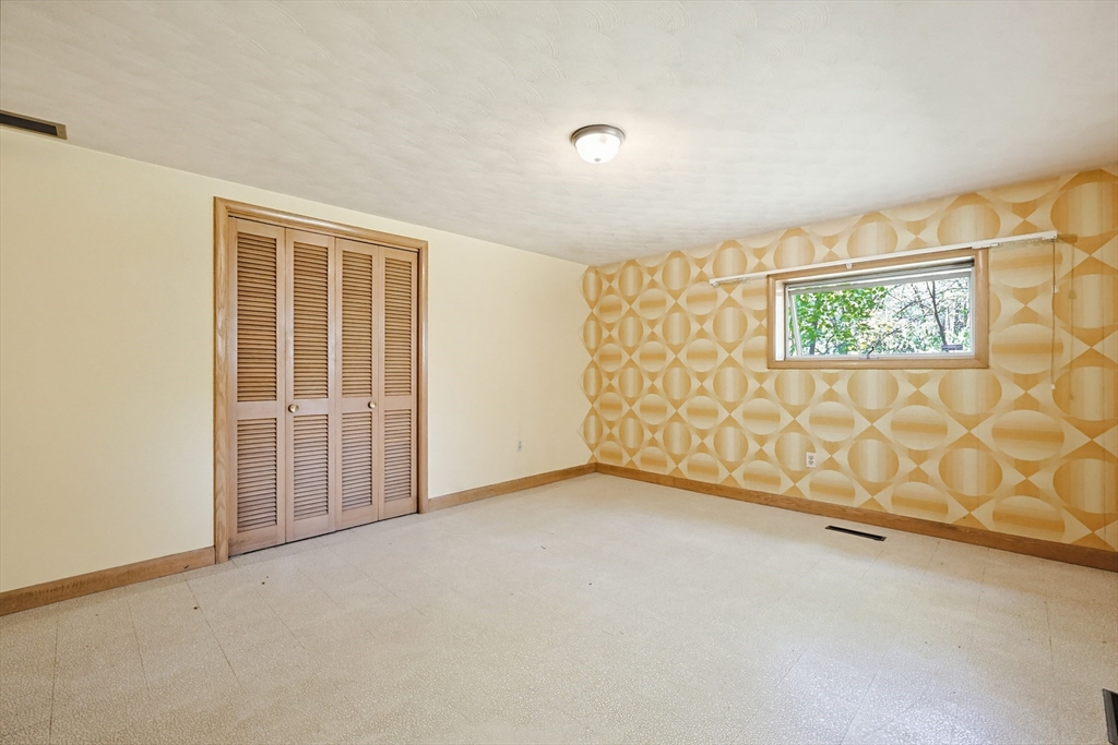 21 Daggett Road Property Photo 25