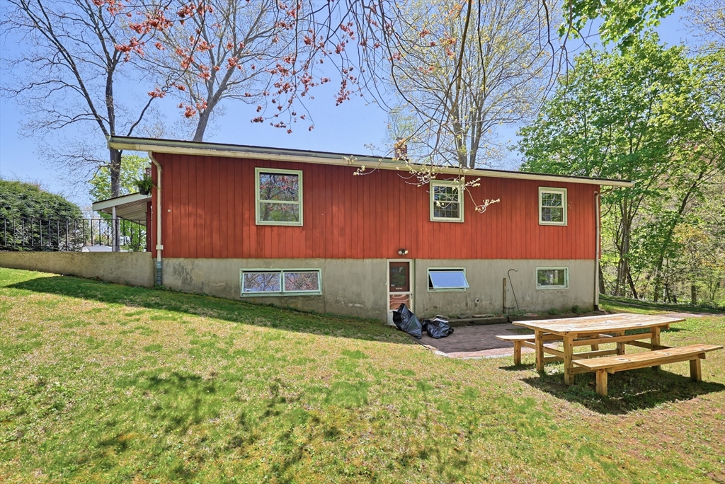 21 Daggett Road Property Photo 37