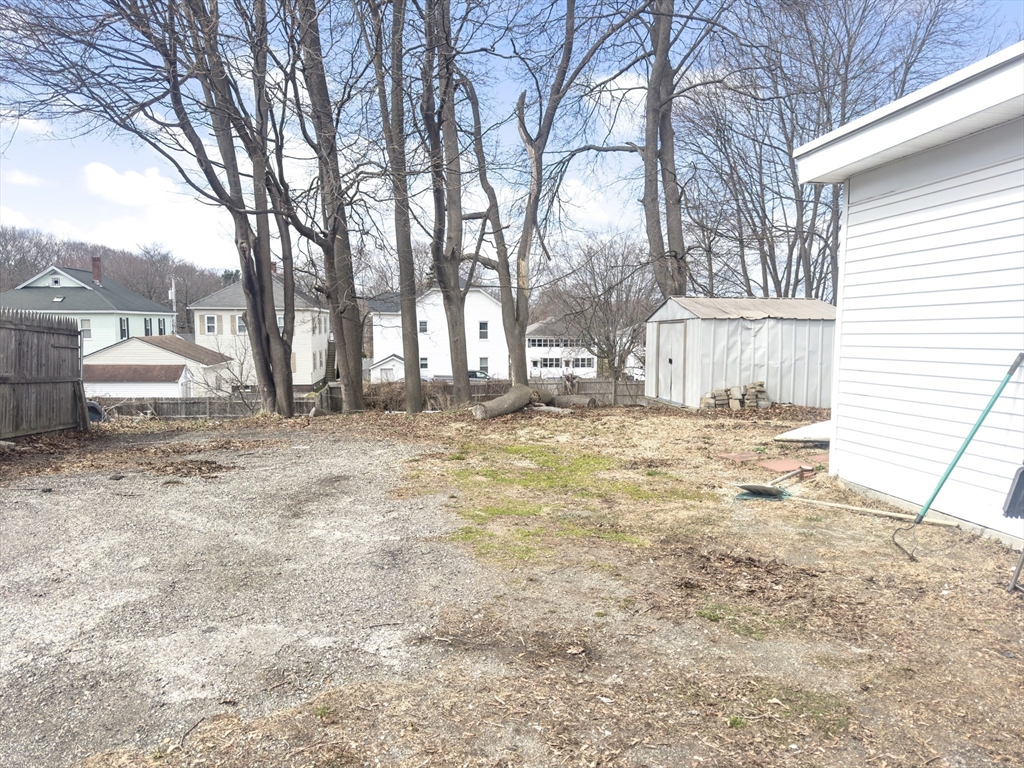 93 Greenwood St Property Photo 21