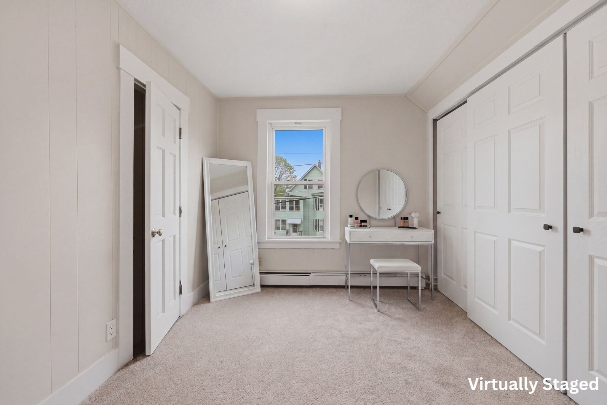 150 Washington Street Property Photo 8