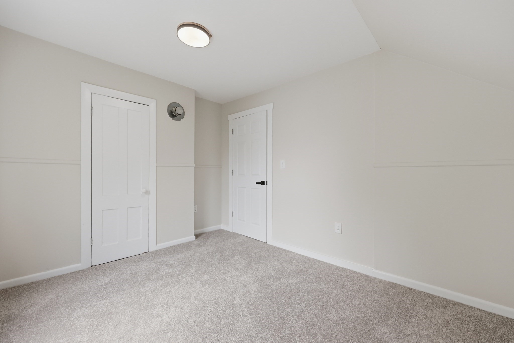 150 Washington Street Property Photo 23