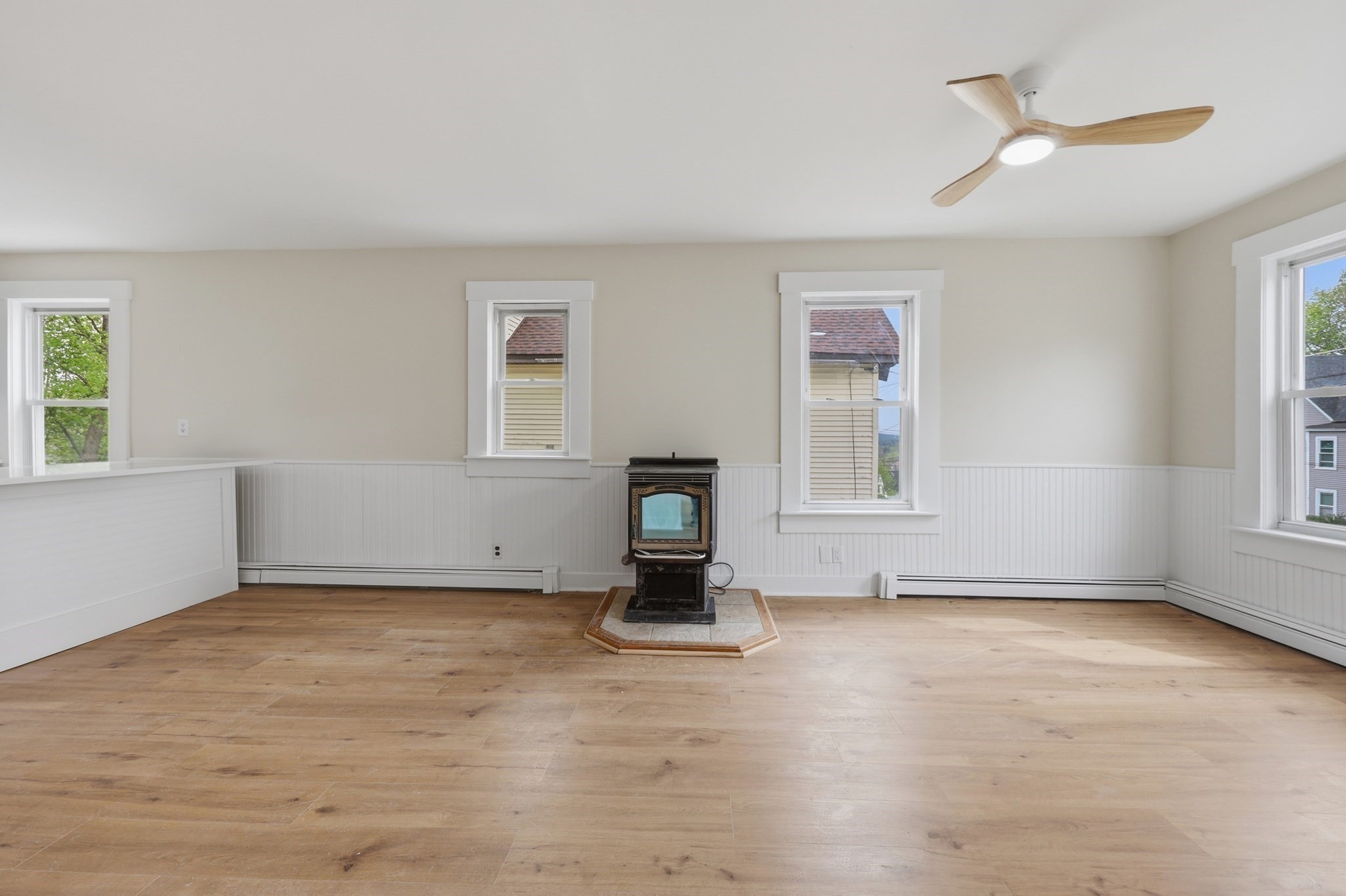 150 Washington Street Property Photo 25