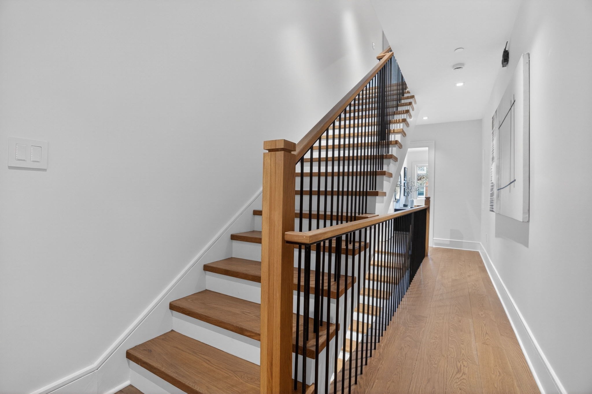 559 East Broadway Property Photo 15