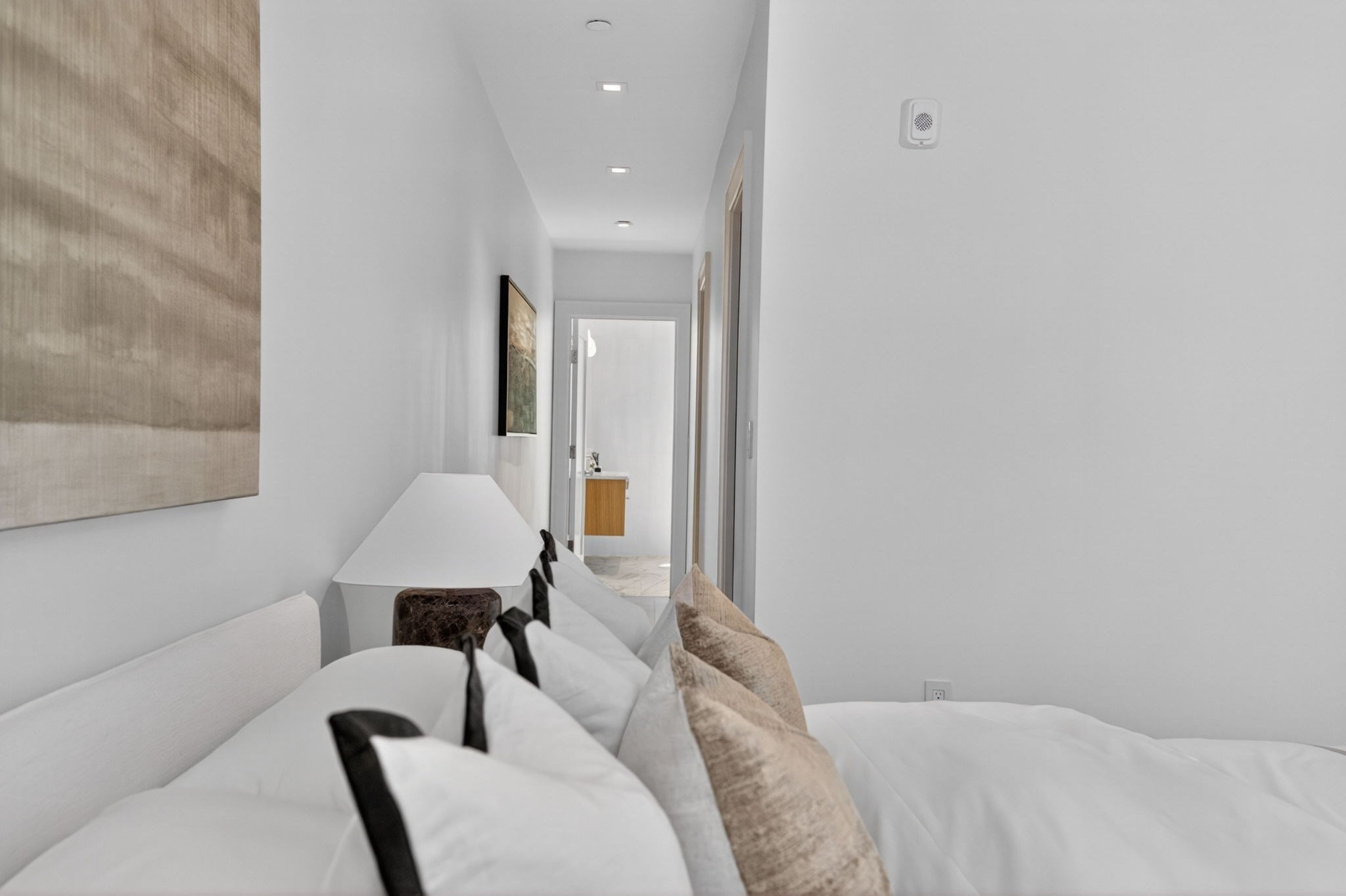 559 East Broadway Property Photo 19