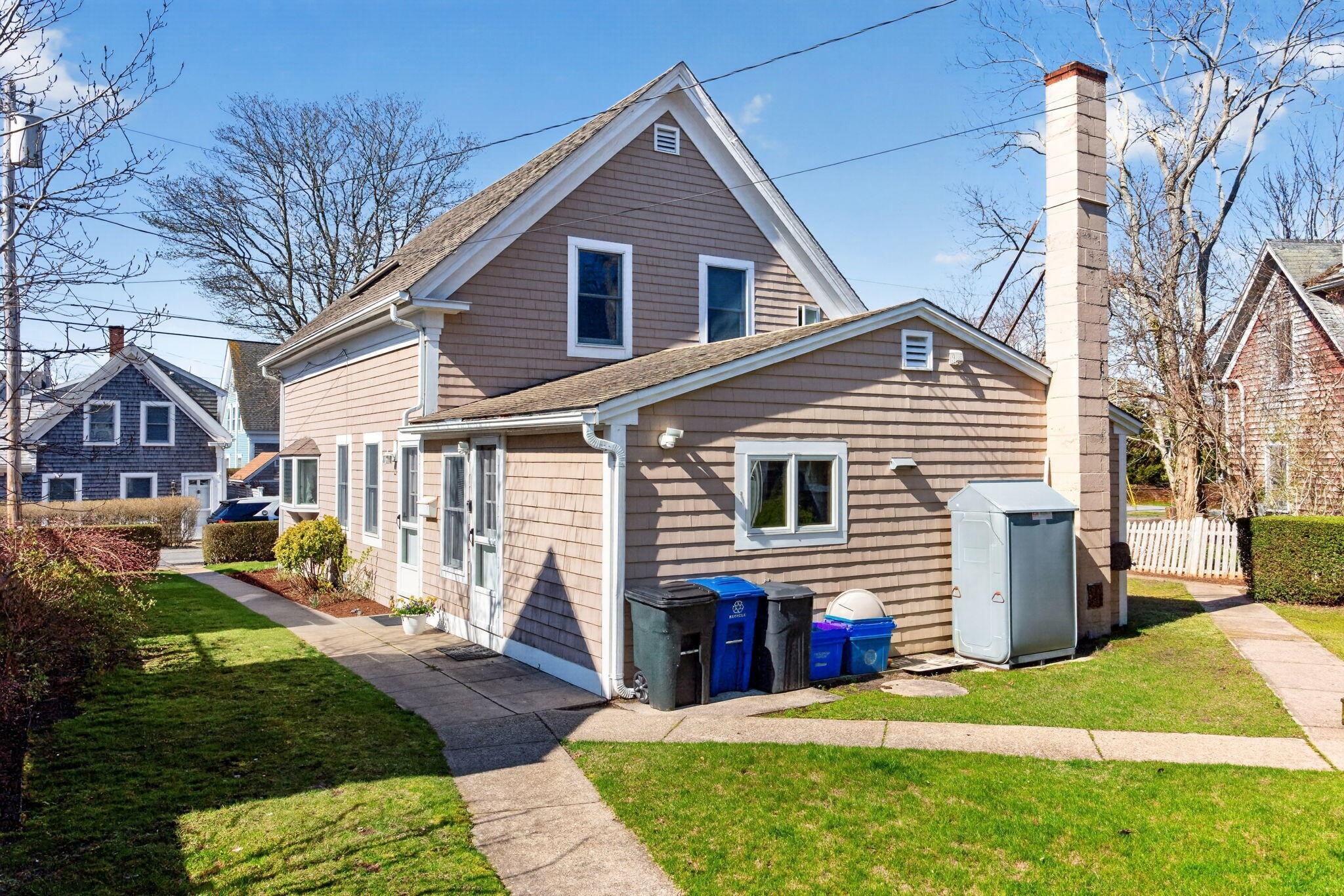 31 Conant Street Property Photo 5