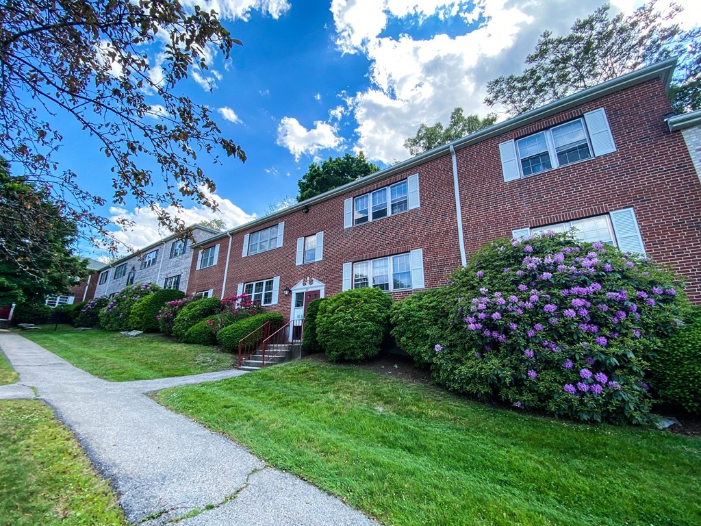 38 Lake Shore Ter # 2 Property Photo 1