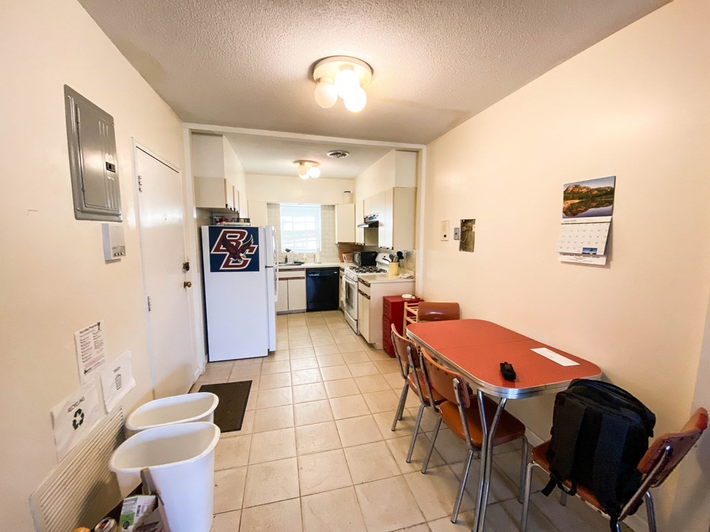 38 Lake Shore Ter # 2 Property Photo 6