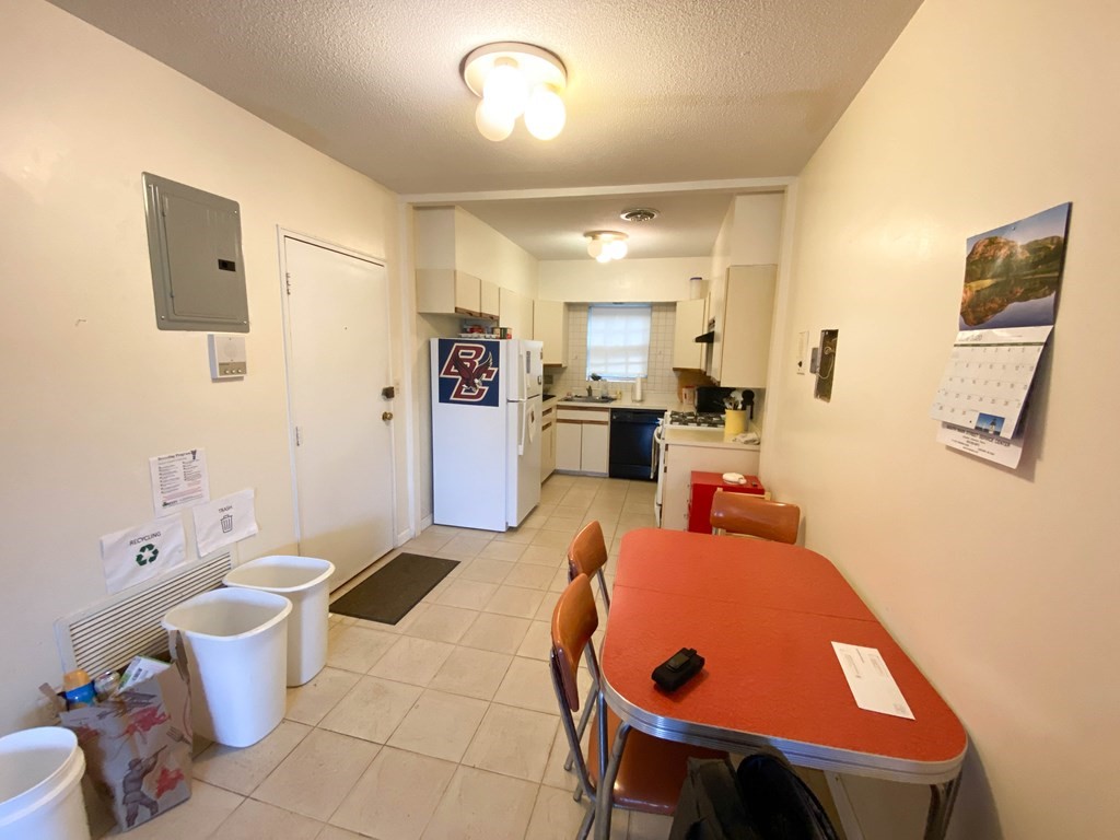 38 Lake Shore Ter # 2 Property Photo 7