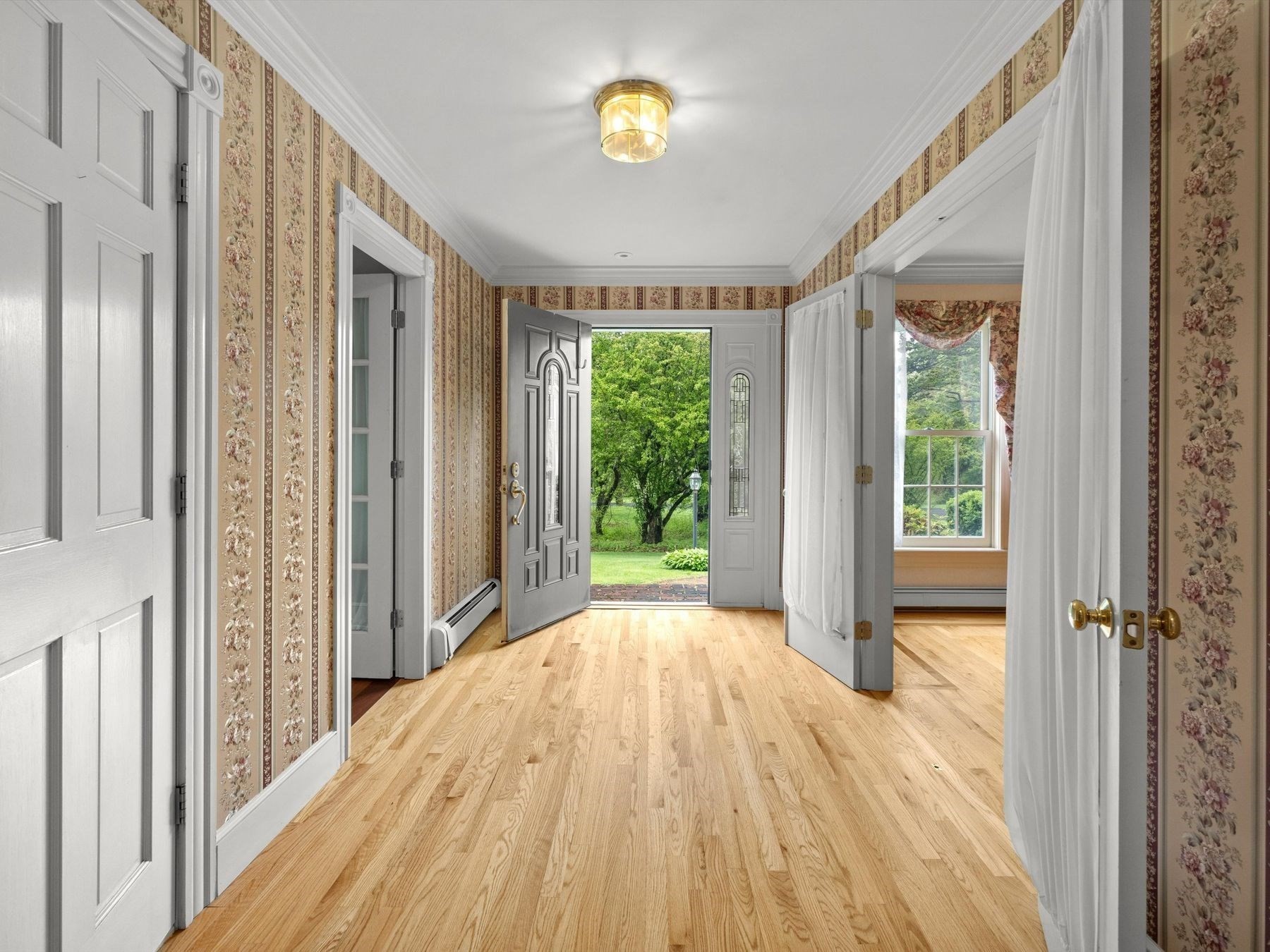 49 South Street Property Photo 4