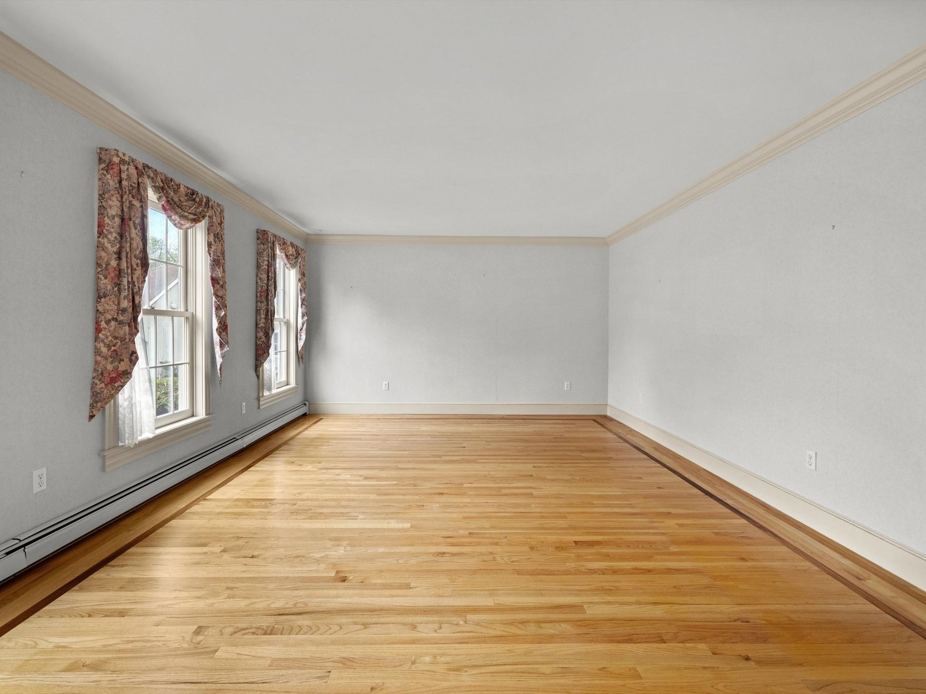 49 South Street Property Photo 5