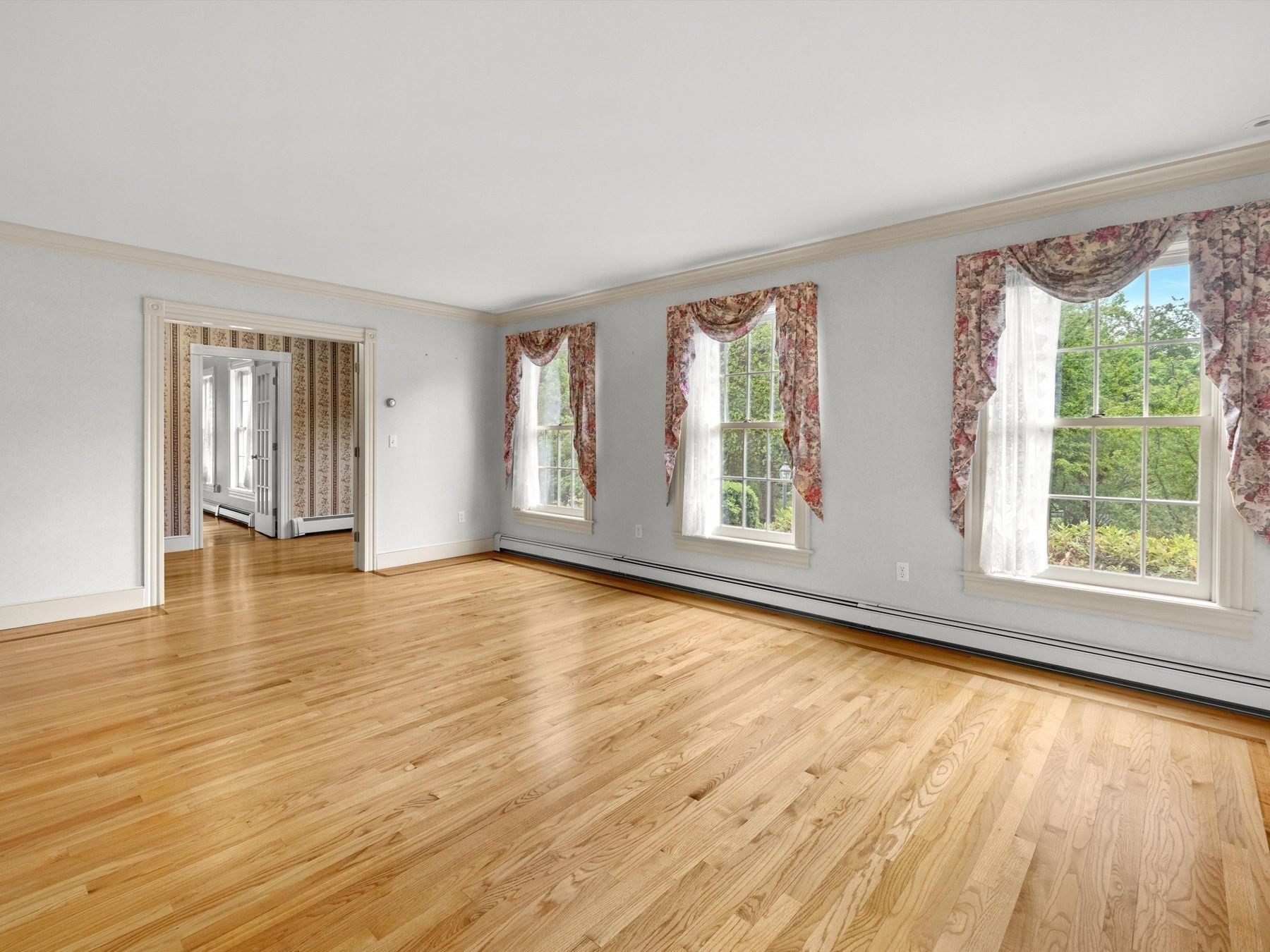 49 South Street Property Photo 6