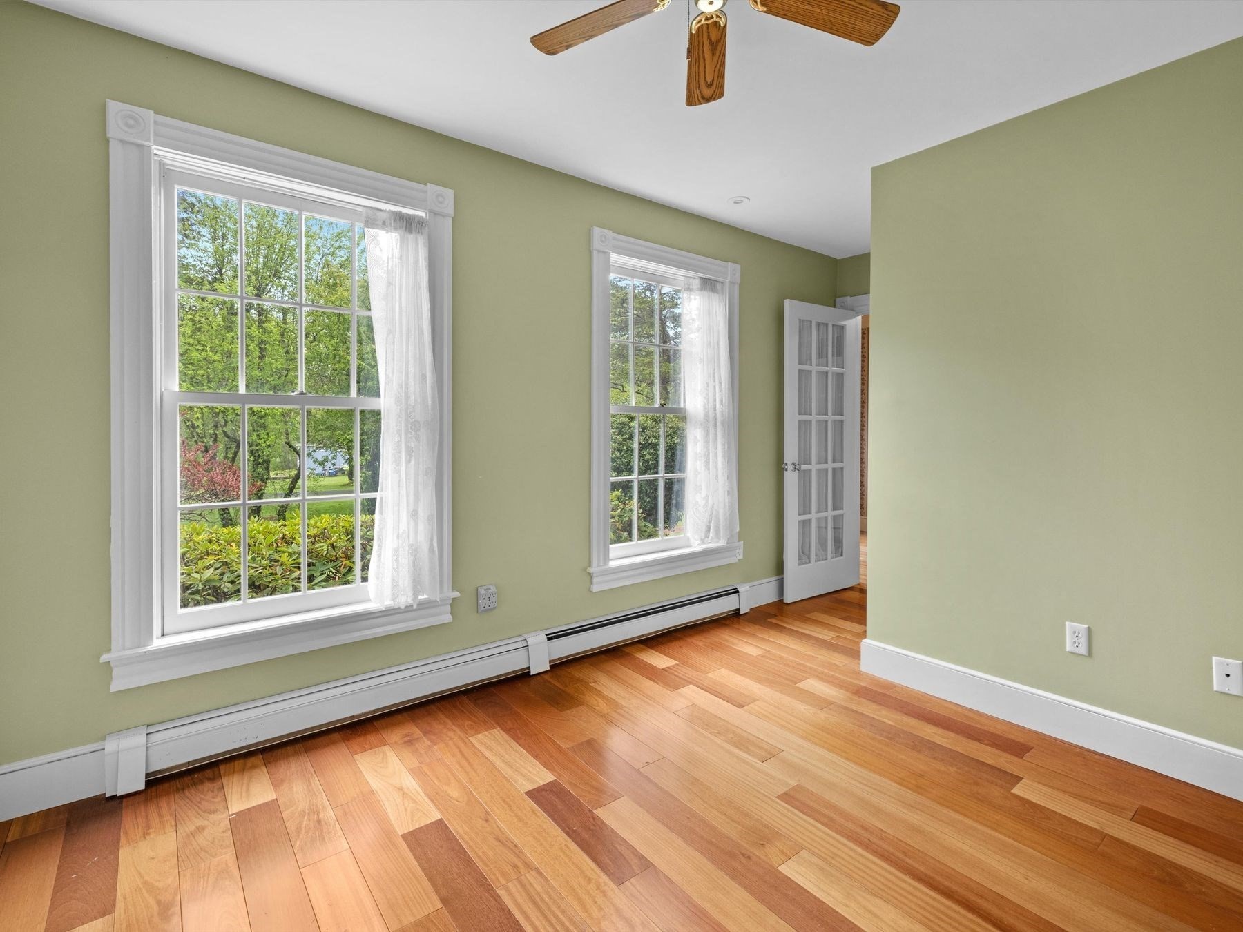 49 South Street Property Photo 8