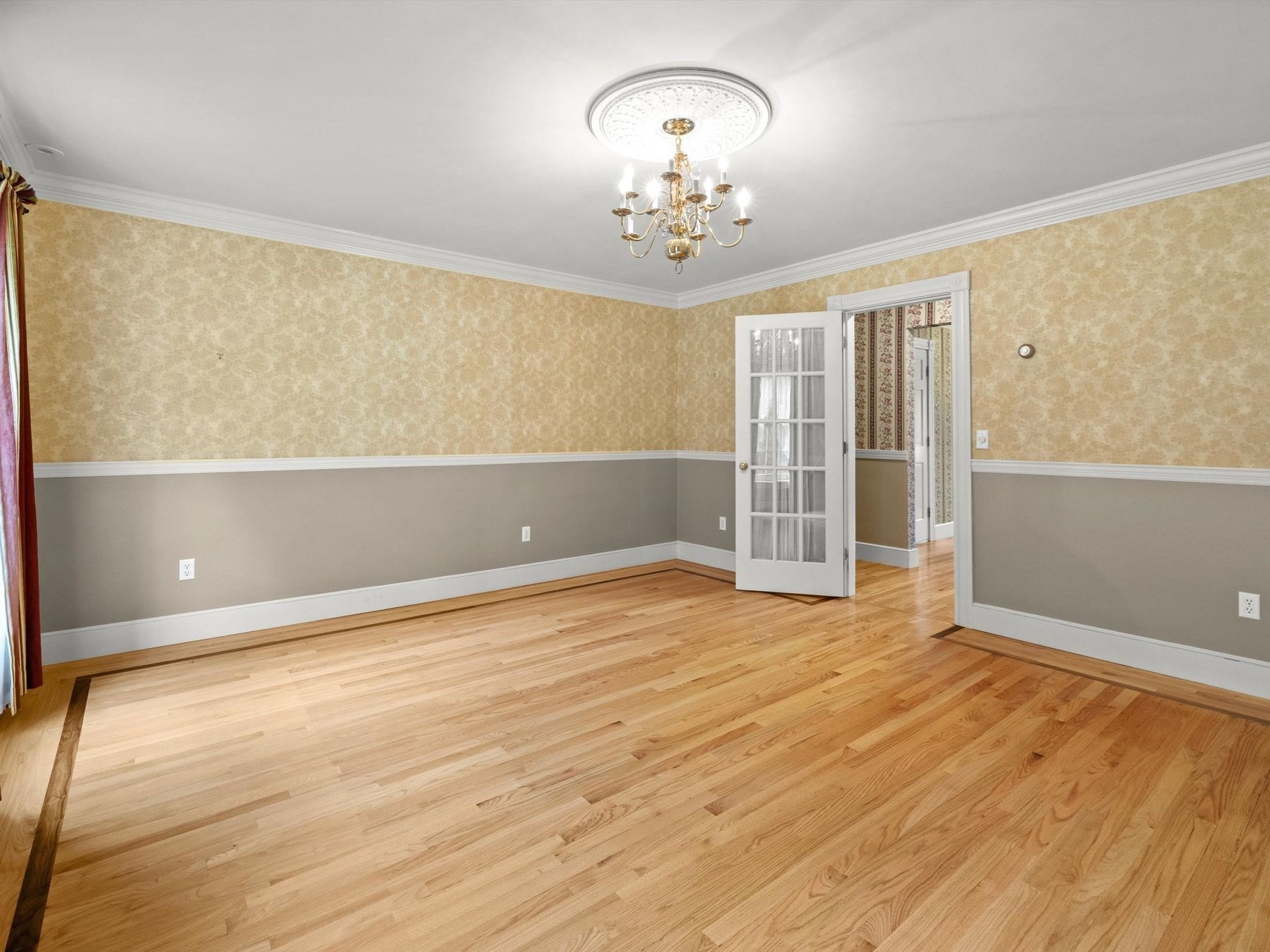 49 South Street Property Photo 11