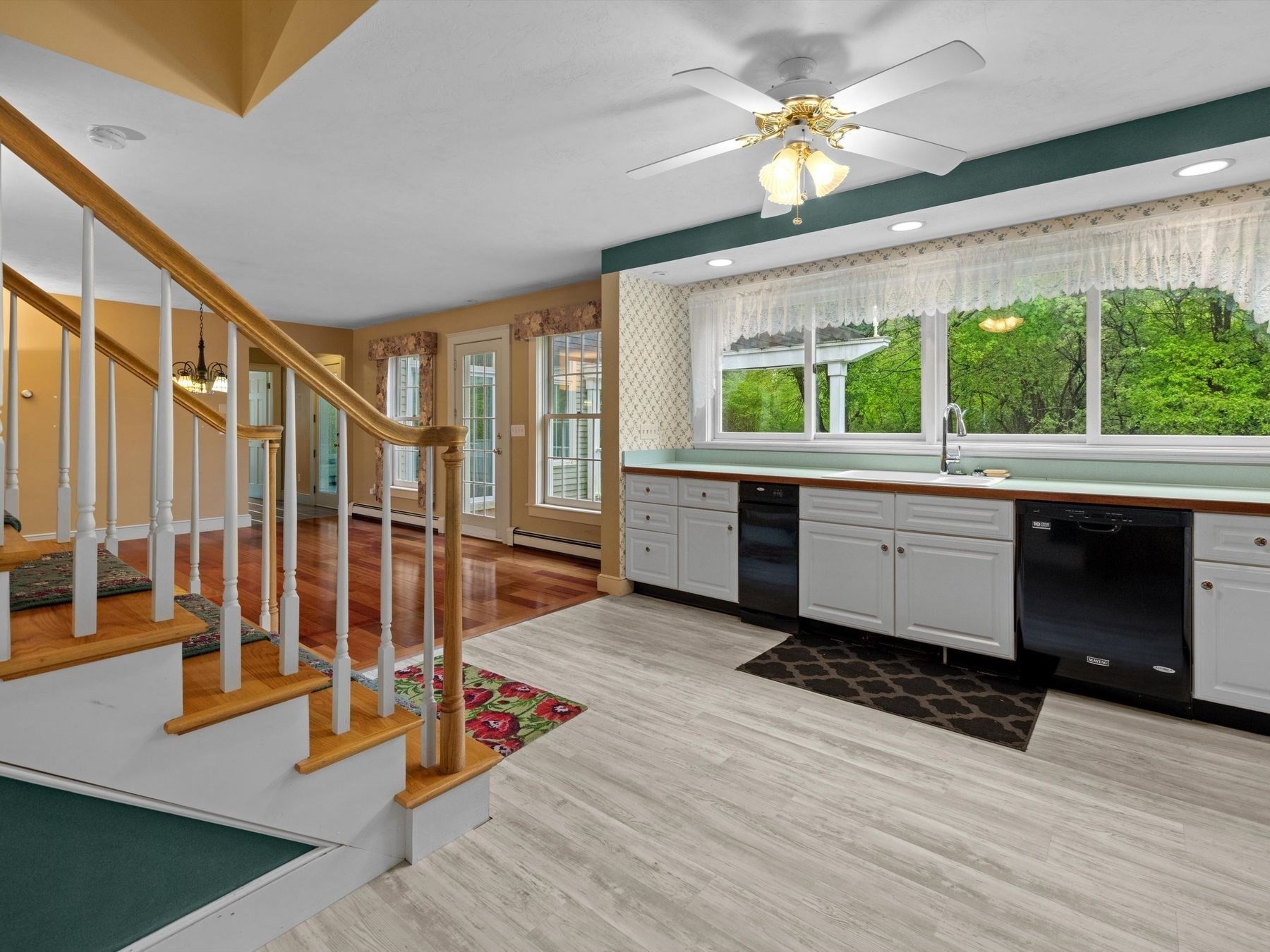 49 South Street Property Photo 15
