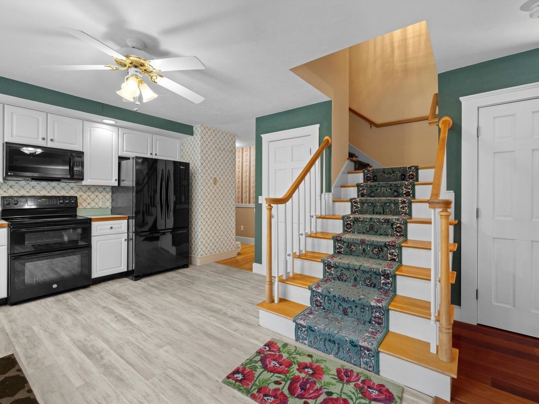 49 South Street Property Photo 18
