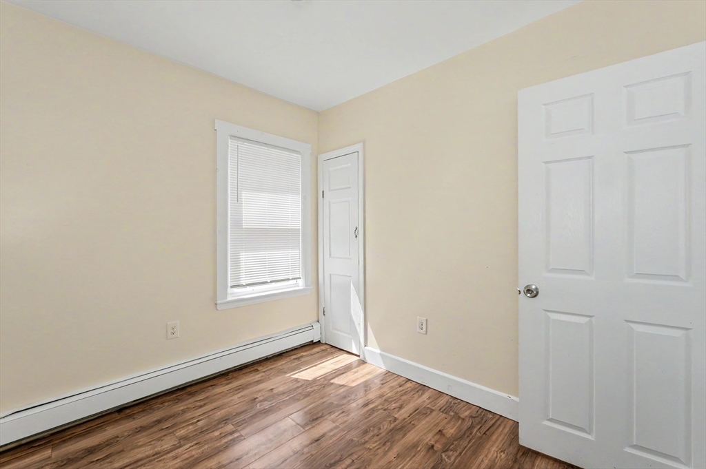 18 Pleasant St Property Photo 26