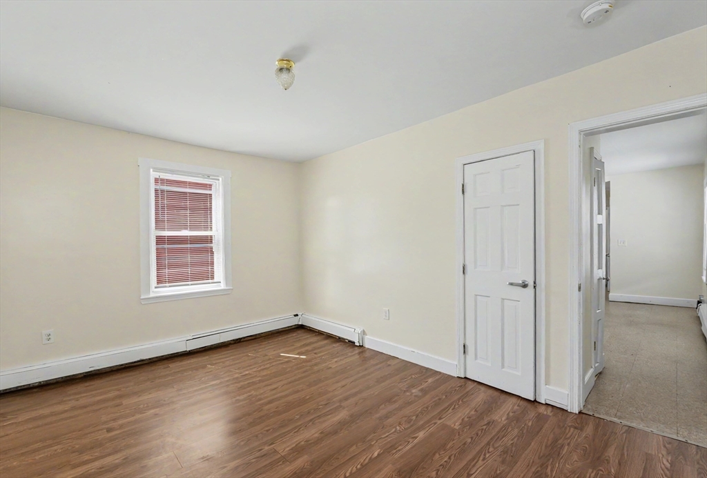 18 Pleasant St Property Photo 30