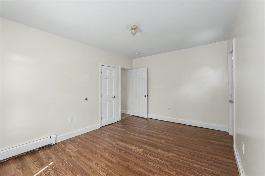 18 Pleasant St Property Photo 33