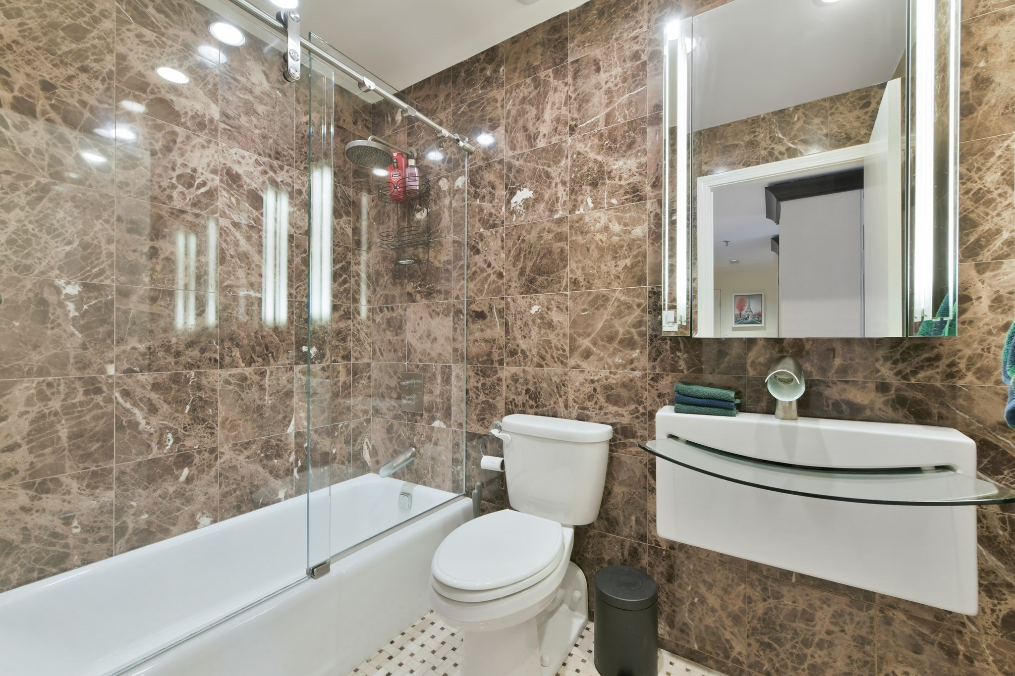 350 North St # 404 Property Photo 12