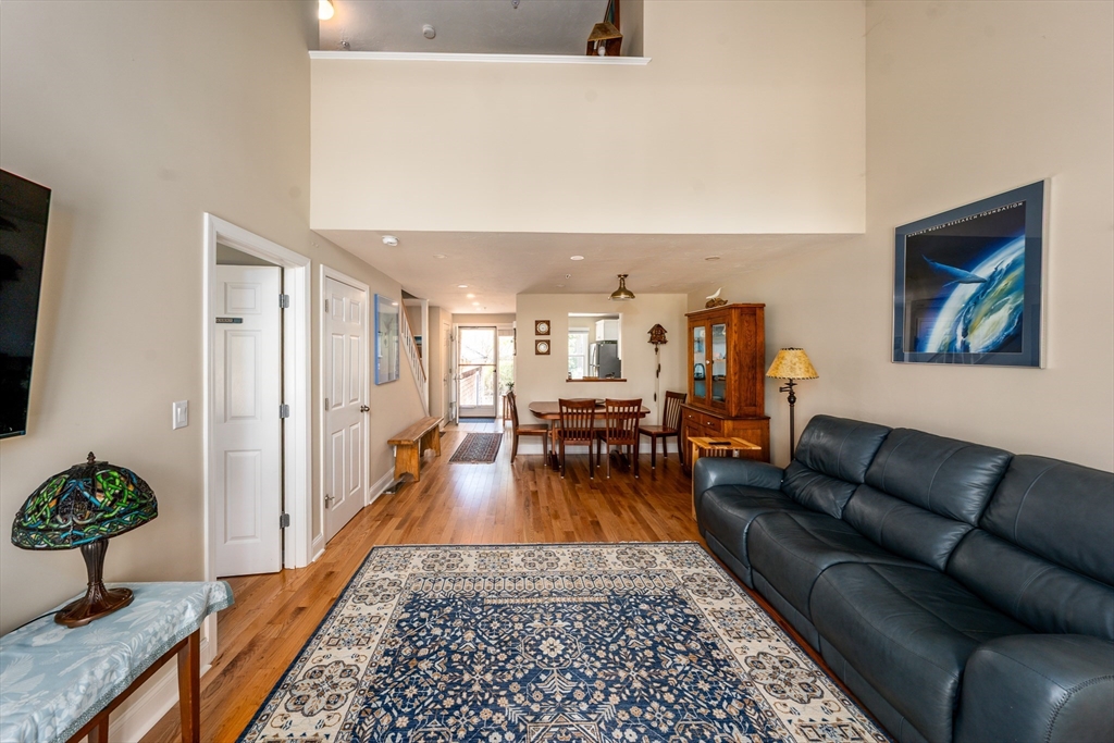 42 Oak Glen # 42 Property Photo 6