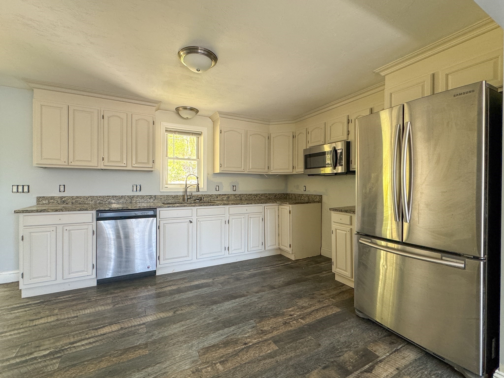 177 Gore Rd Property Photo 10