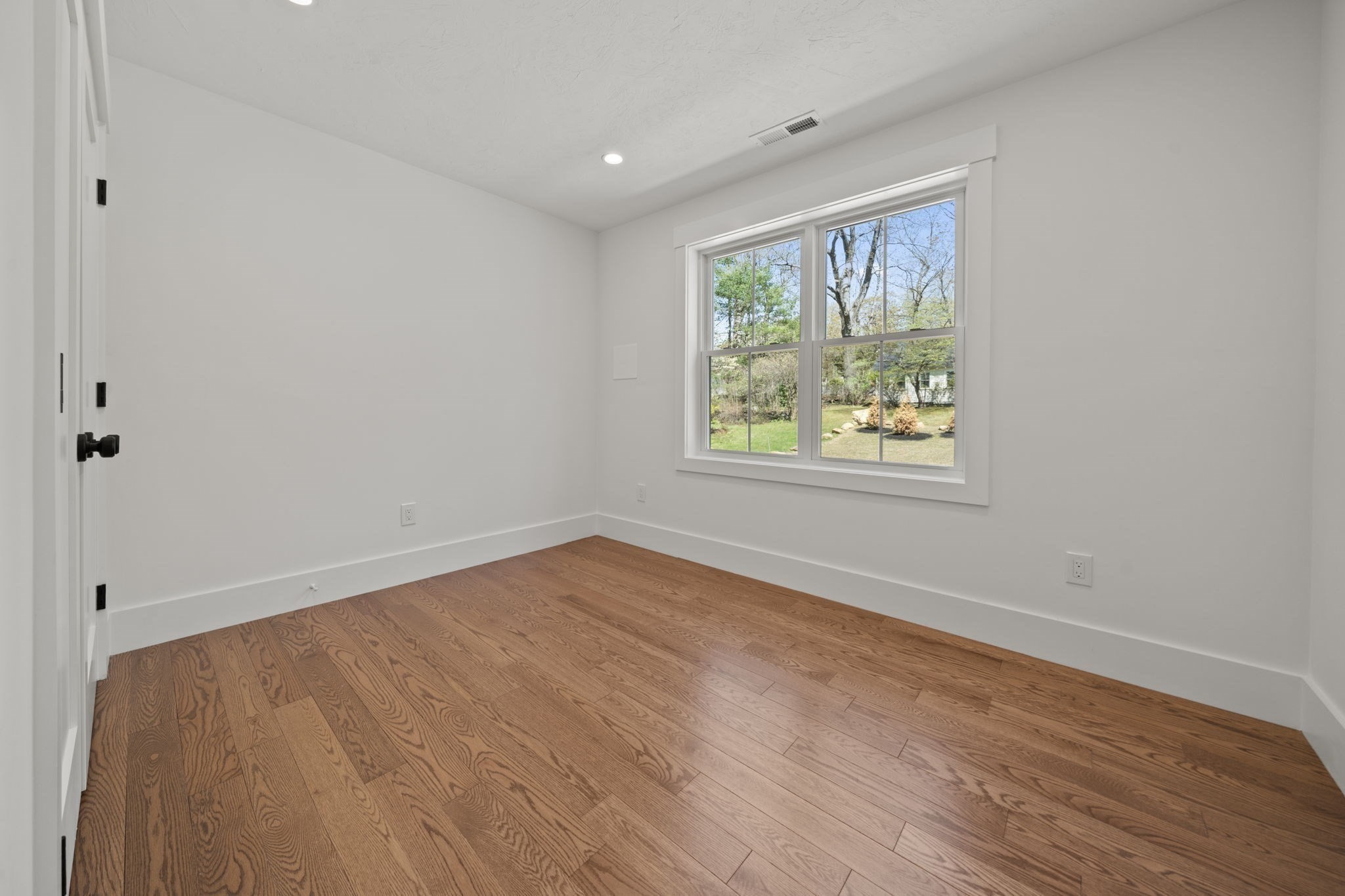 301 Maple Property Photo 22