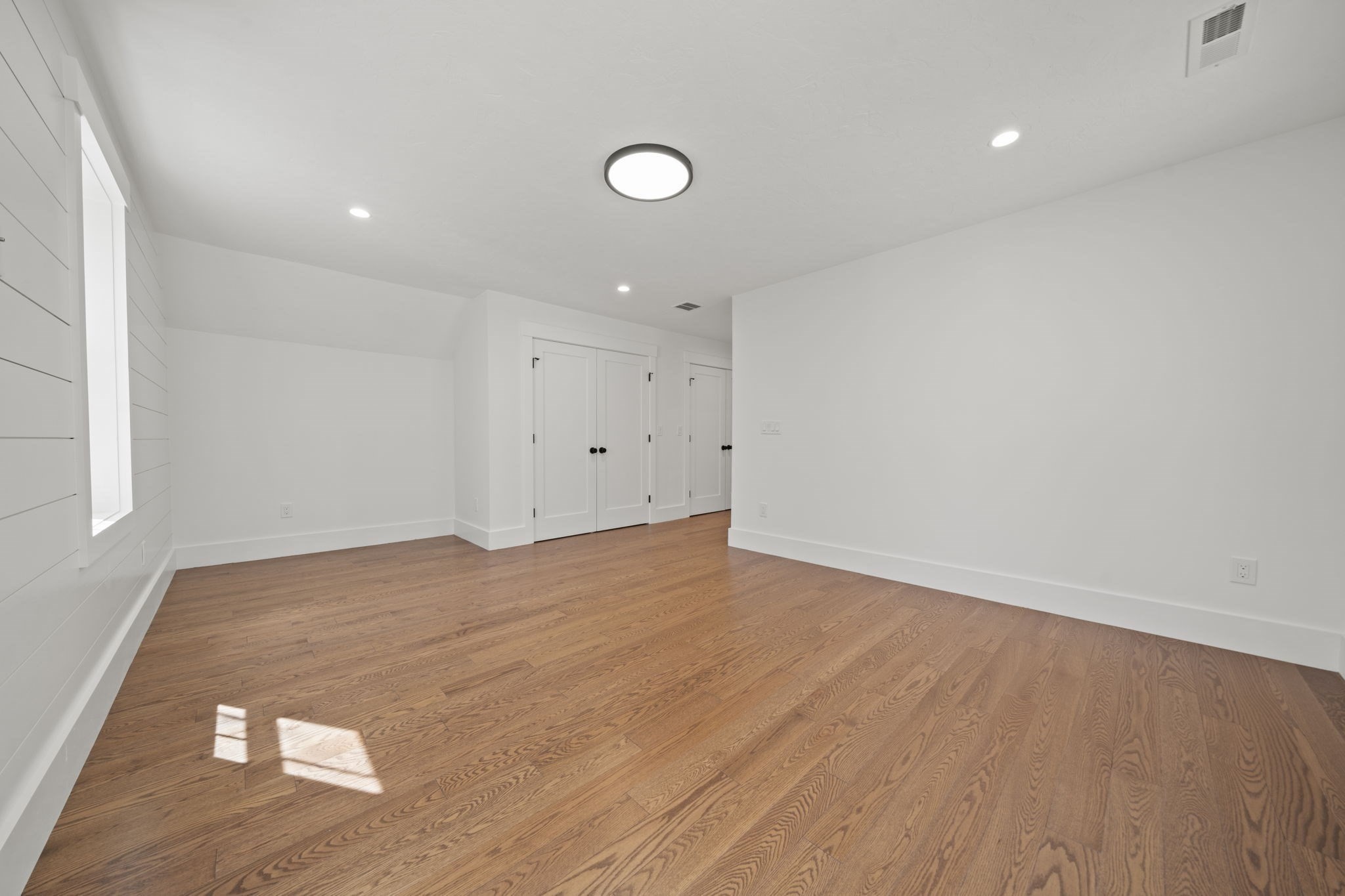 301 Maple Property Photo 23