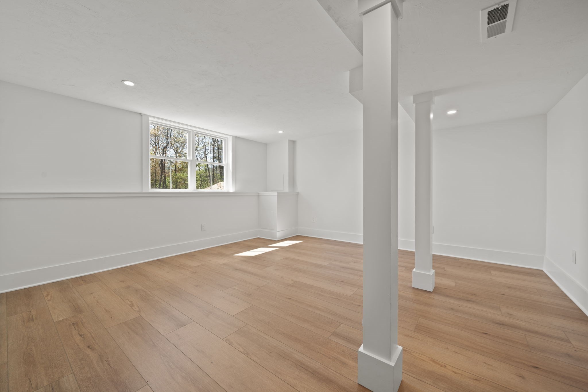 301 Maple Property Photo 28